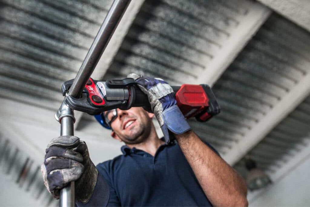 Flow group worker metal